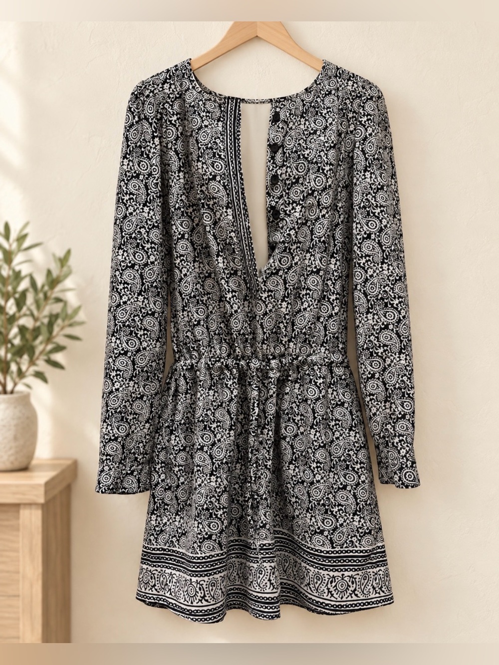 Ann Taylor Romper Size 2